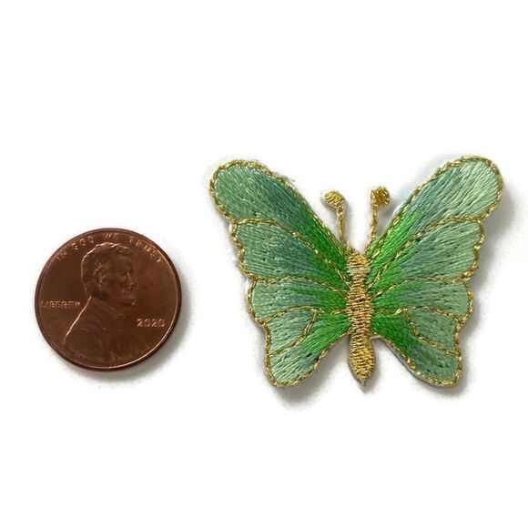 Small Green Butterfly Embroidered Patch - Picture 2 of 3